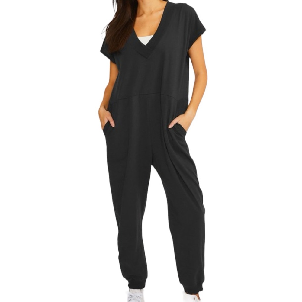 Women’s Black Cotton Relaxed V-Neck Pocketed Jumpsuit NEW